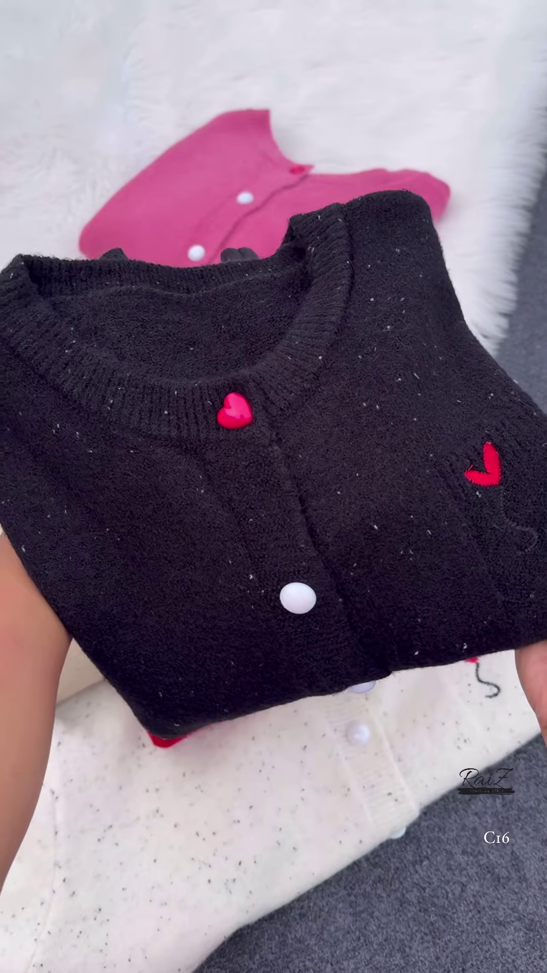 Speckled Heart Button Cardigan – Cute, Cozy, and Effortlessly Stylish ❤️🧶 - Image 5
