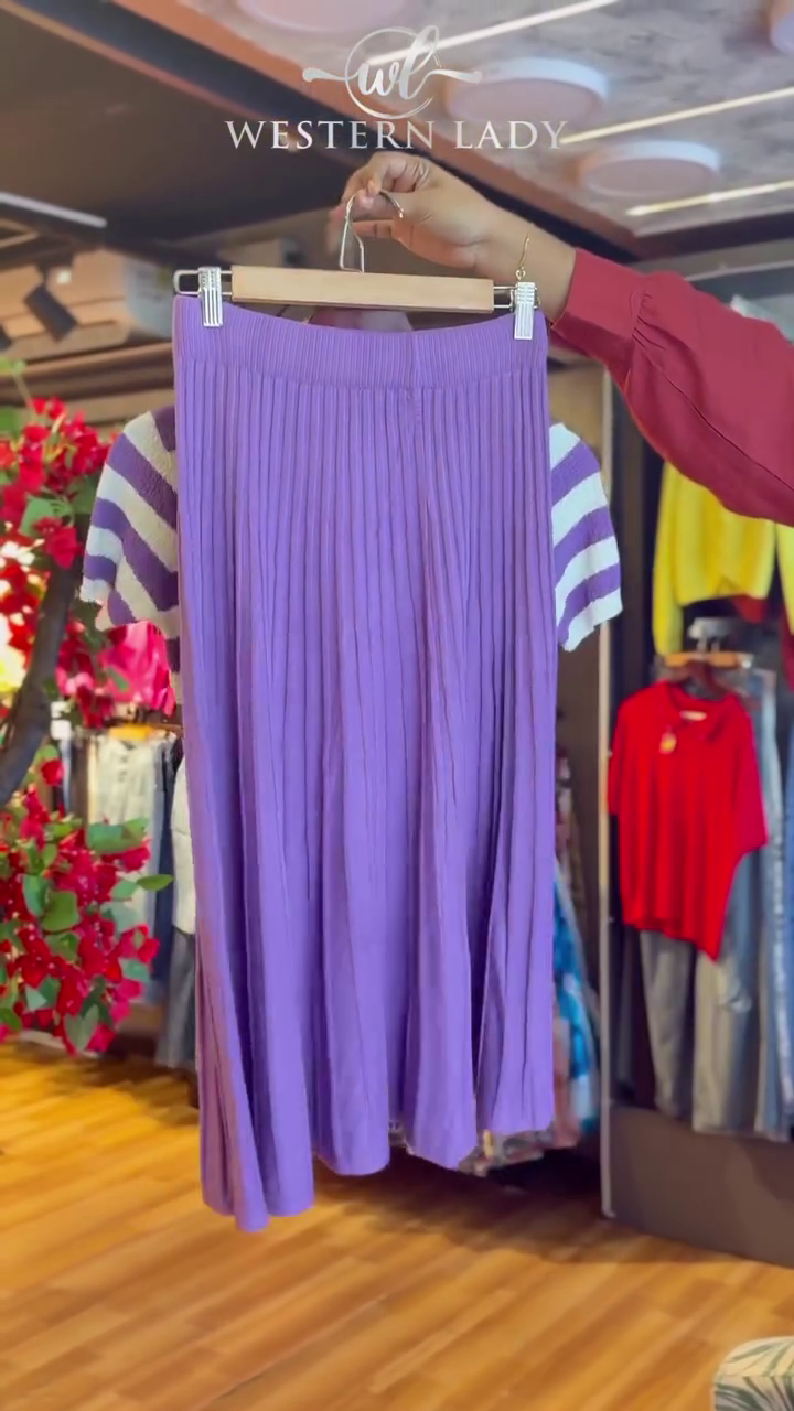 Striped Crop Top in Lilac & Pleated Skirt in Violet - Image 2
