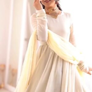 Ethereal Cream & Gold Anarkali Ensemble with Delicate Dupatta – Available in Cream & Soft Peach