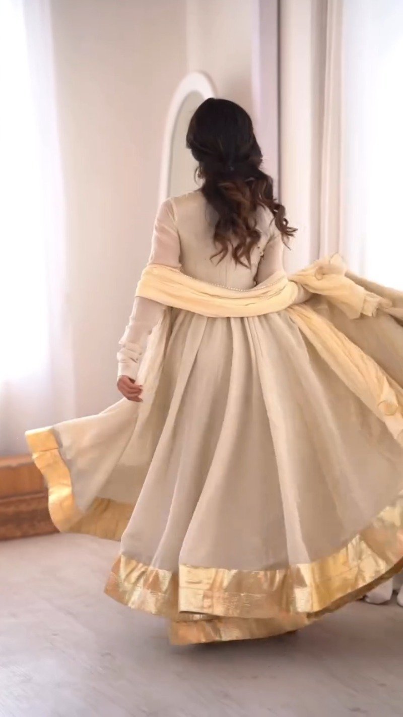 Ethereal Cream & Gold Anarkali Ensemble with Delicate Dupatta – Available in Cream & Soft Peach - Image 3