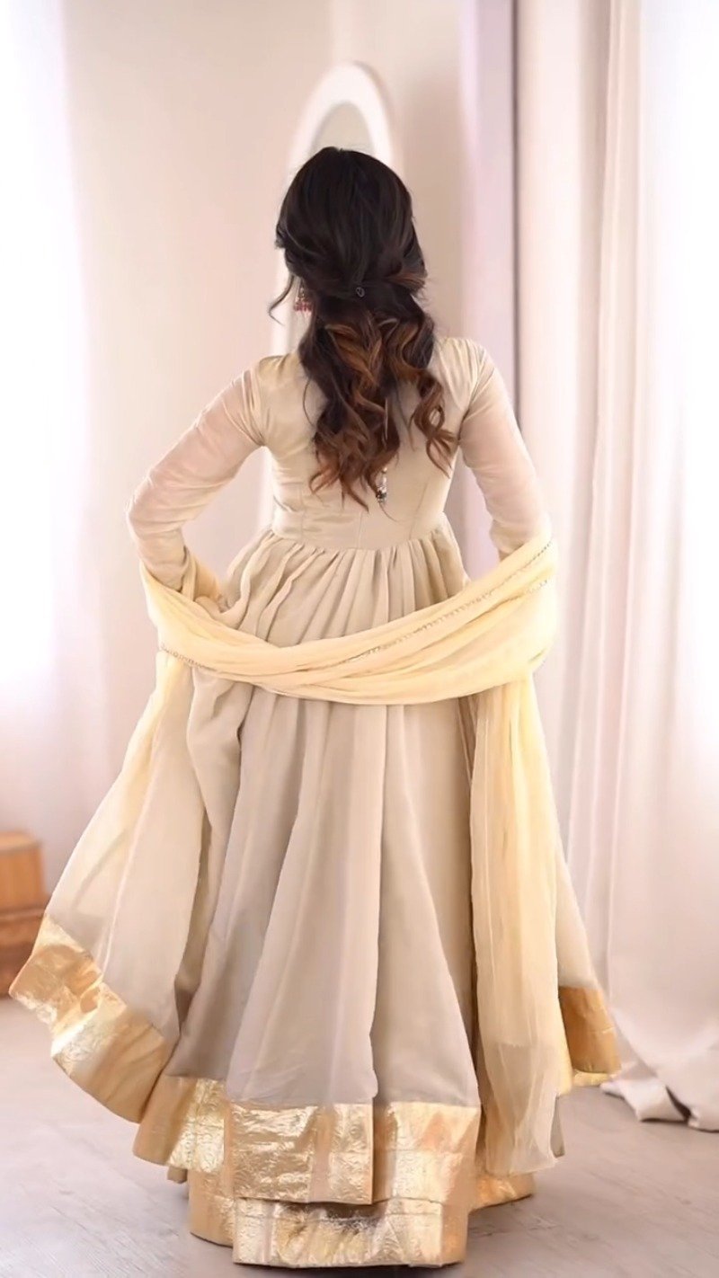 Ethereal Cream & Gold Anarkali Ensemble with Delicate Dupatta – Available in Cream & Soft Peach - Image 6