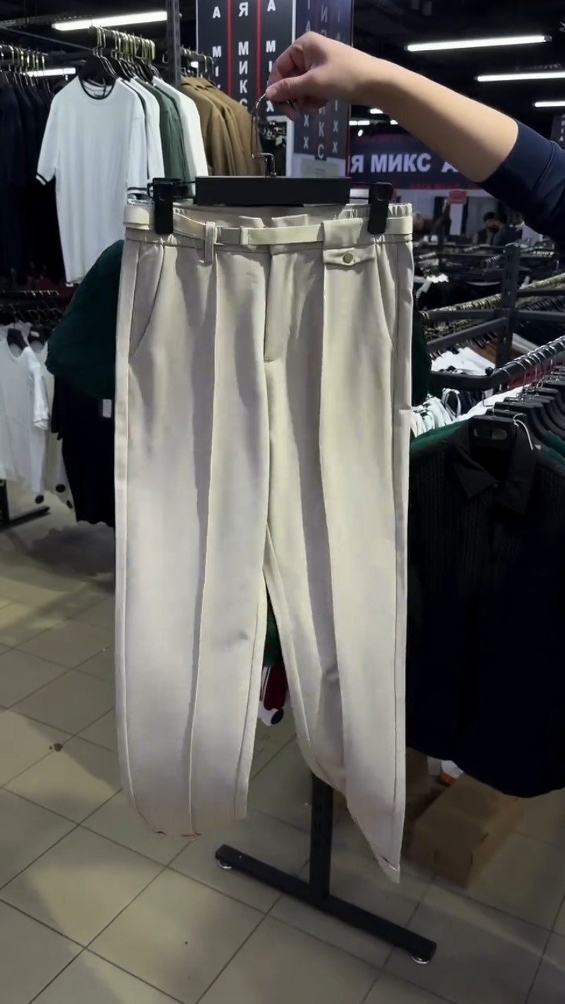 Contemporary Minimalist Knit Top & Trouser Ensemble โ Available in Forest Green & Cream - Image 3