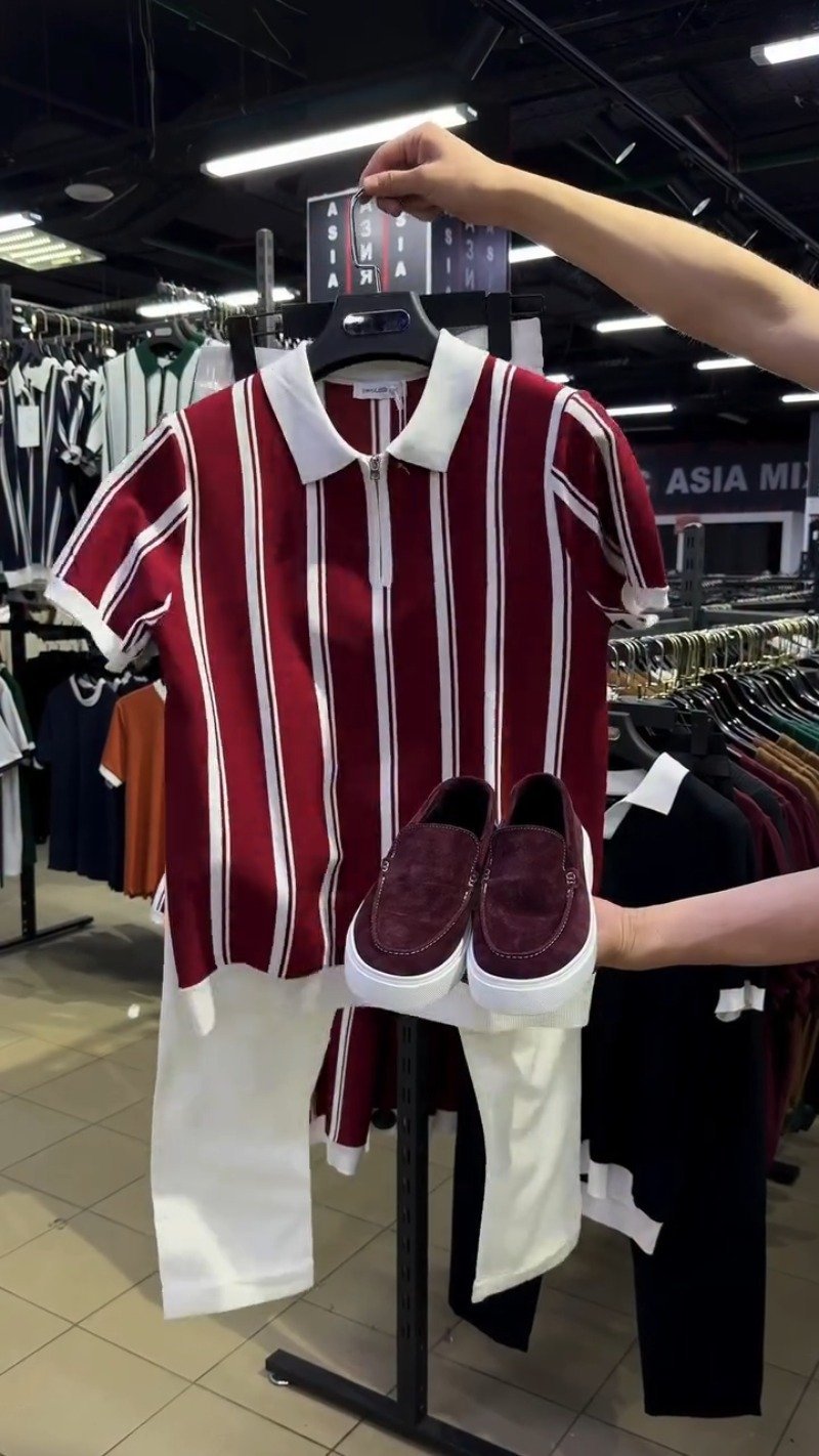Modern Minimalist Zip-Front Polo & Trouser Set โ Available in Deep Crimson & Forest Green