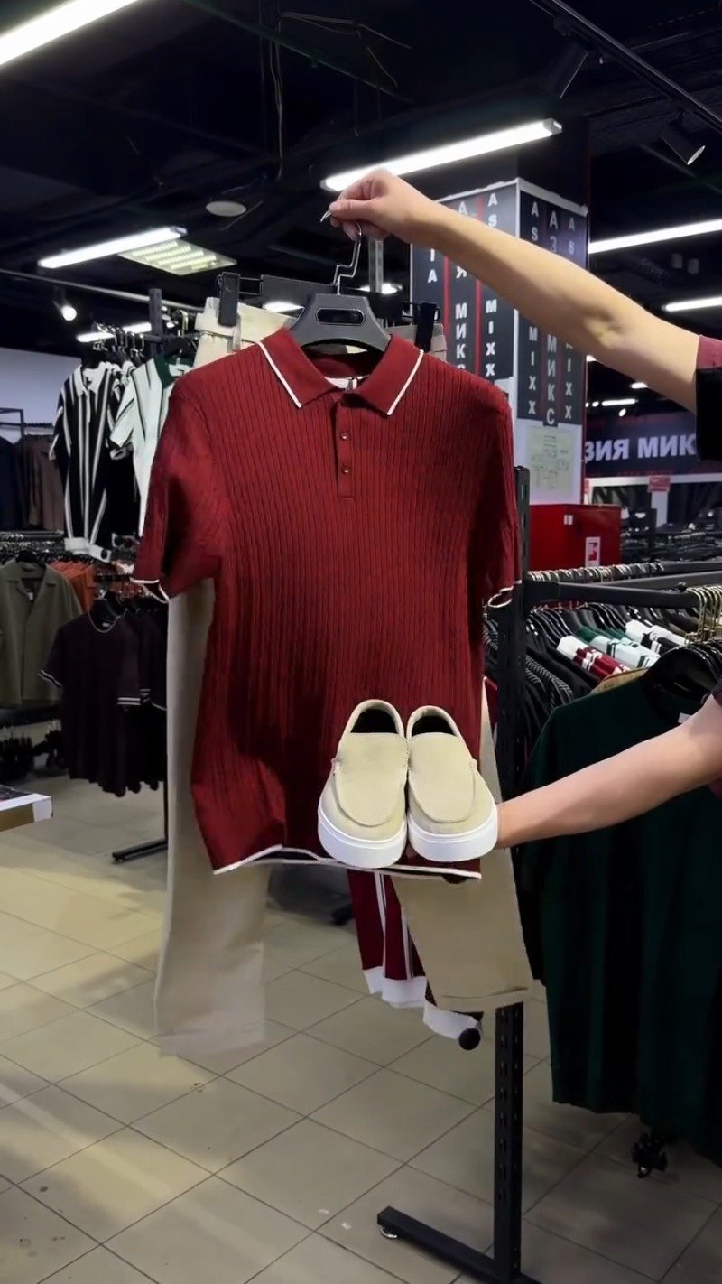 Minimalist Textured Knit Polo & Trouser Co-ord Set โ Available in Black, White, Burgundy & Sky Blue - Image 3