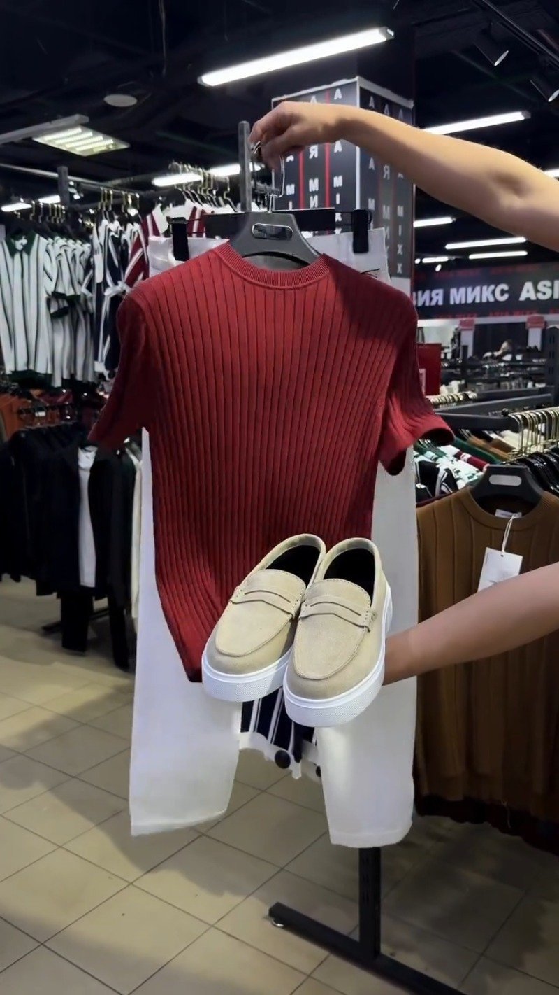 Minimalist Ribbed Knit Ensemble โ Available in Burgundy, White, & Navy - Image 2