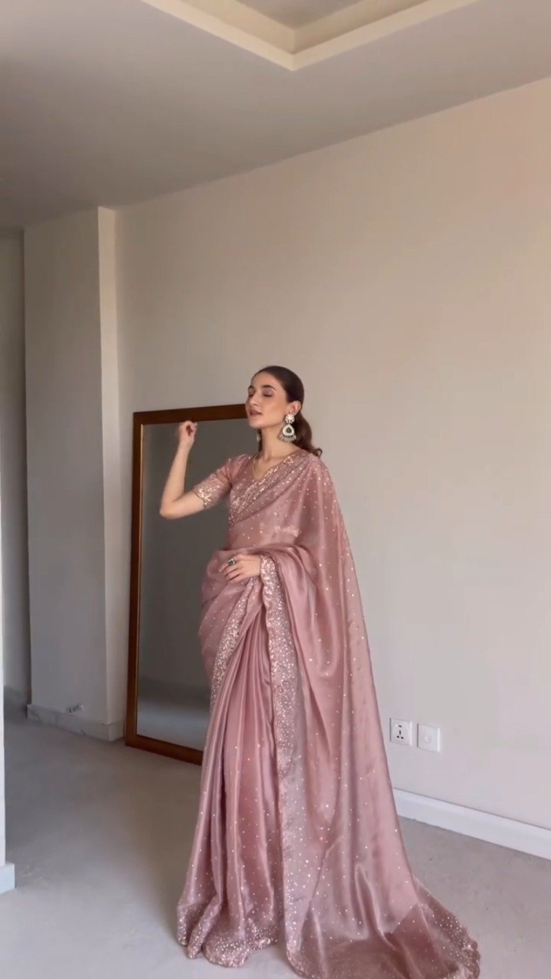 Enchanting Dusty Rose Embellished Organza Saree - Image 4
