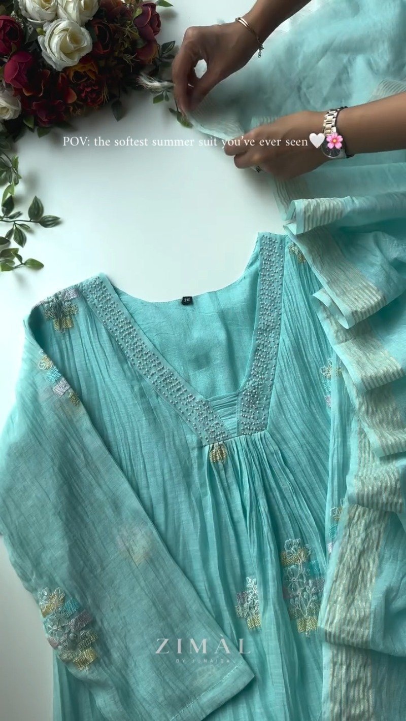 Aura Turquoise Embellished Summer Kurta Set - Image 5