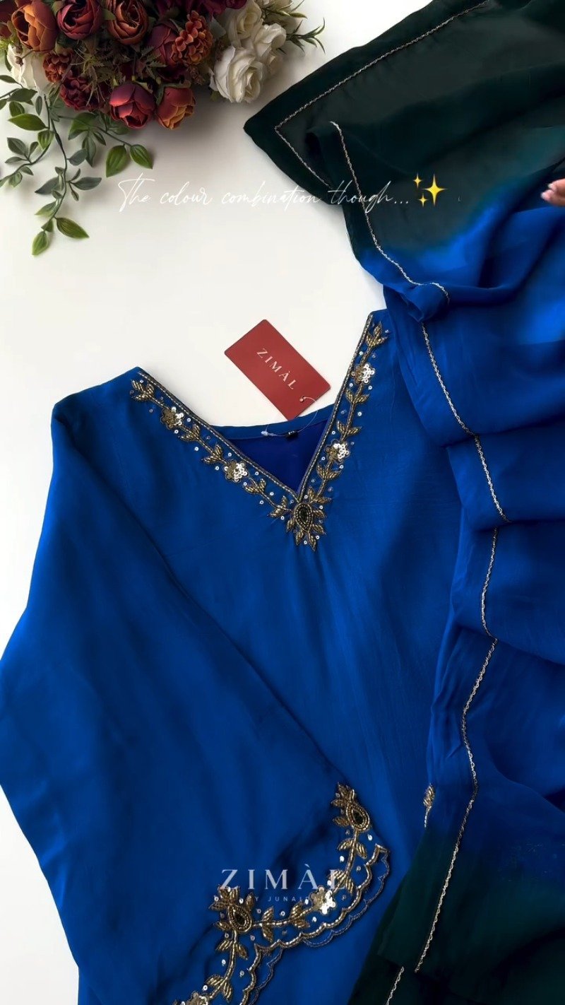 Royal Blue Embellished Kurta Ensemble with Contrast Stole โ Available in Royal Blue & Forest Green - Image 3