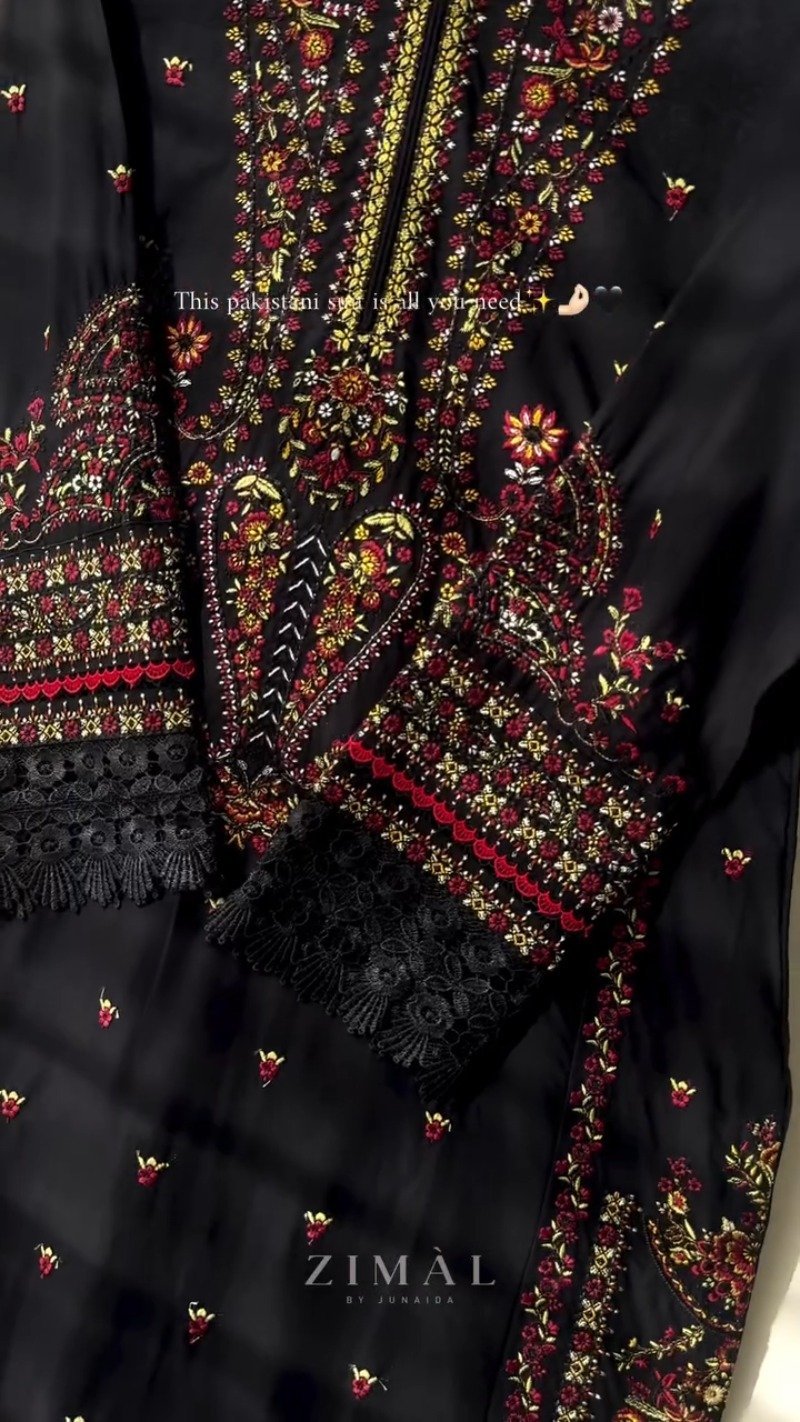 Midnight Noir Embroidered Ethnic Kurta Set - Image 3