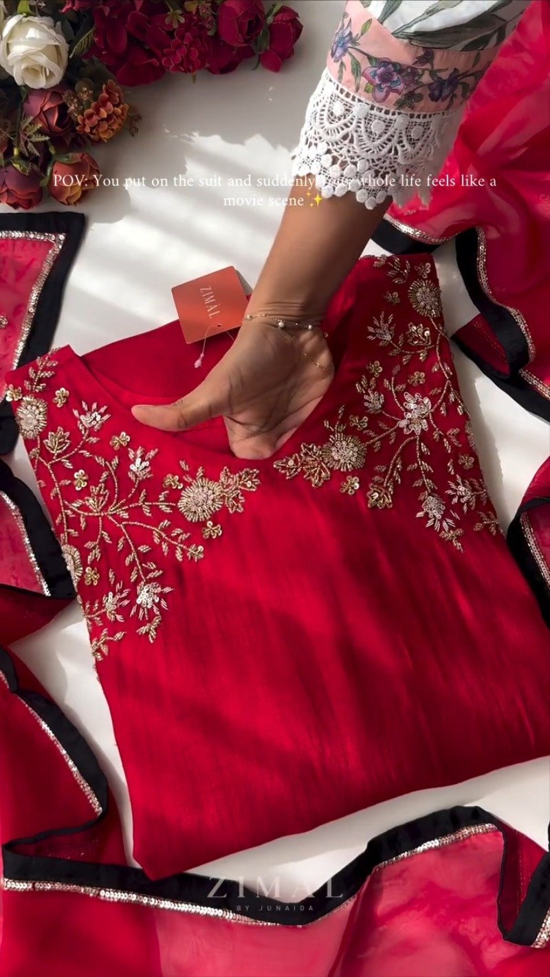 Crimson Bloom Embroidered Kurta Set with Scalloped Dupatta - Image 3