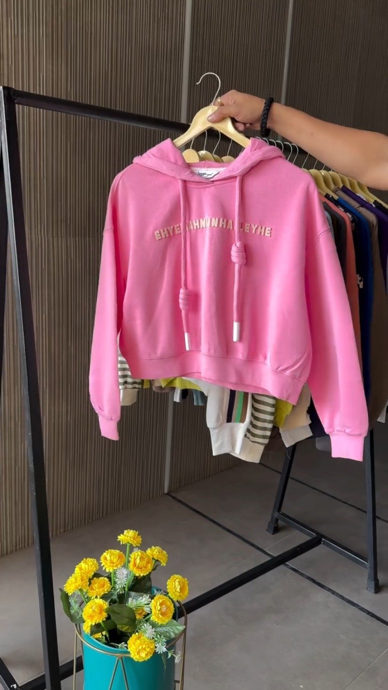Contemporary Chic Cropped Pullovers & Hoodies Collection β Available in Pink, Olive Green, Beige, Navy Blue, Grey, & Tan