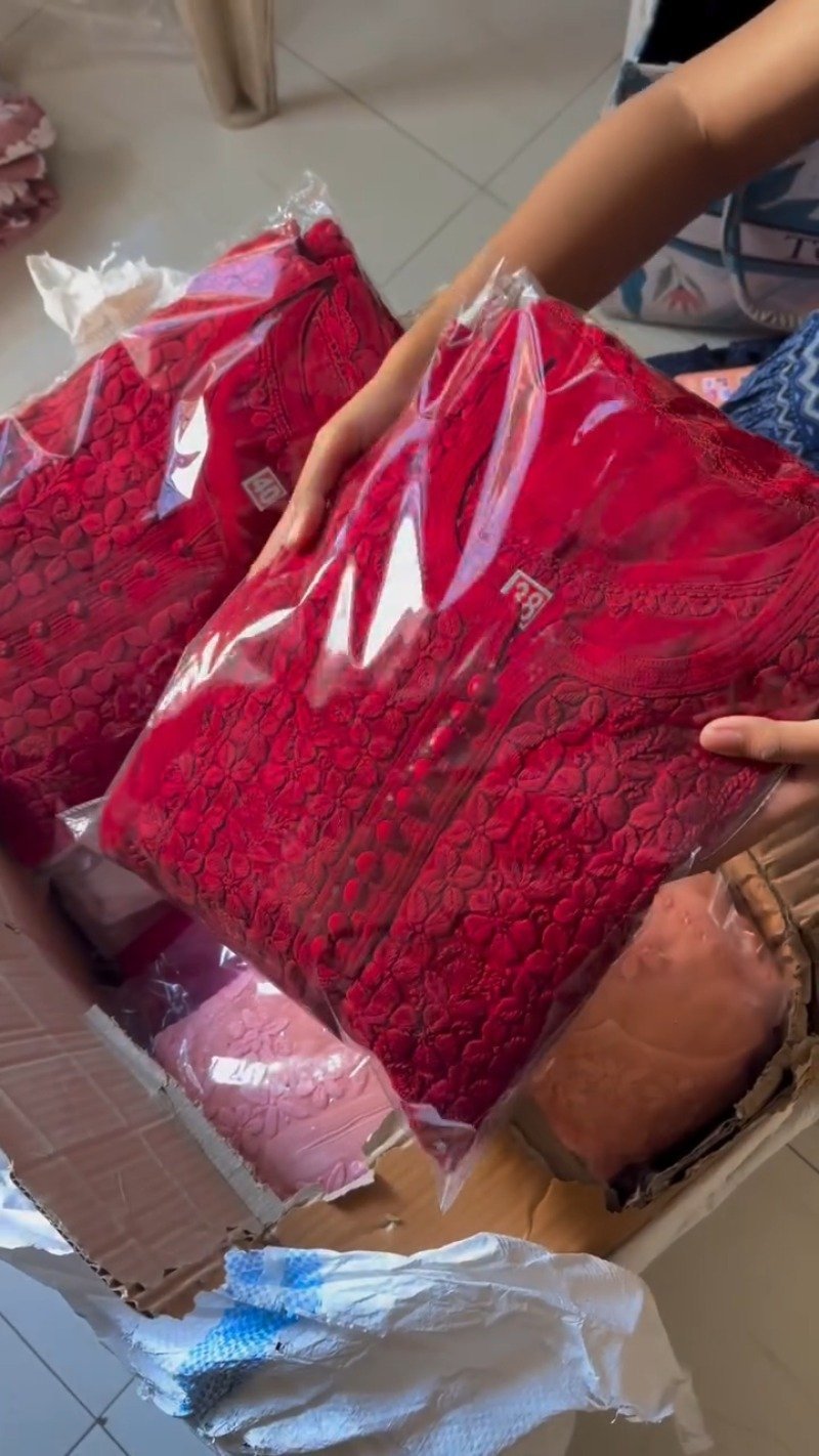 Exquisite Lucknowi Chikankari Embellished Kurta โ Available in Vibrant Red & Soft Dusty Pink