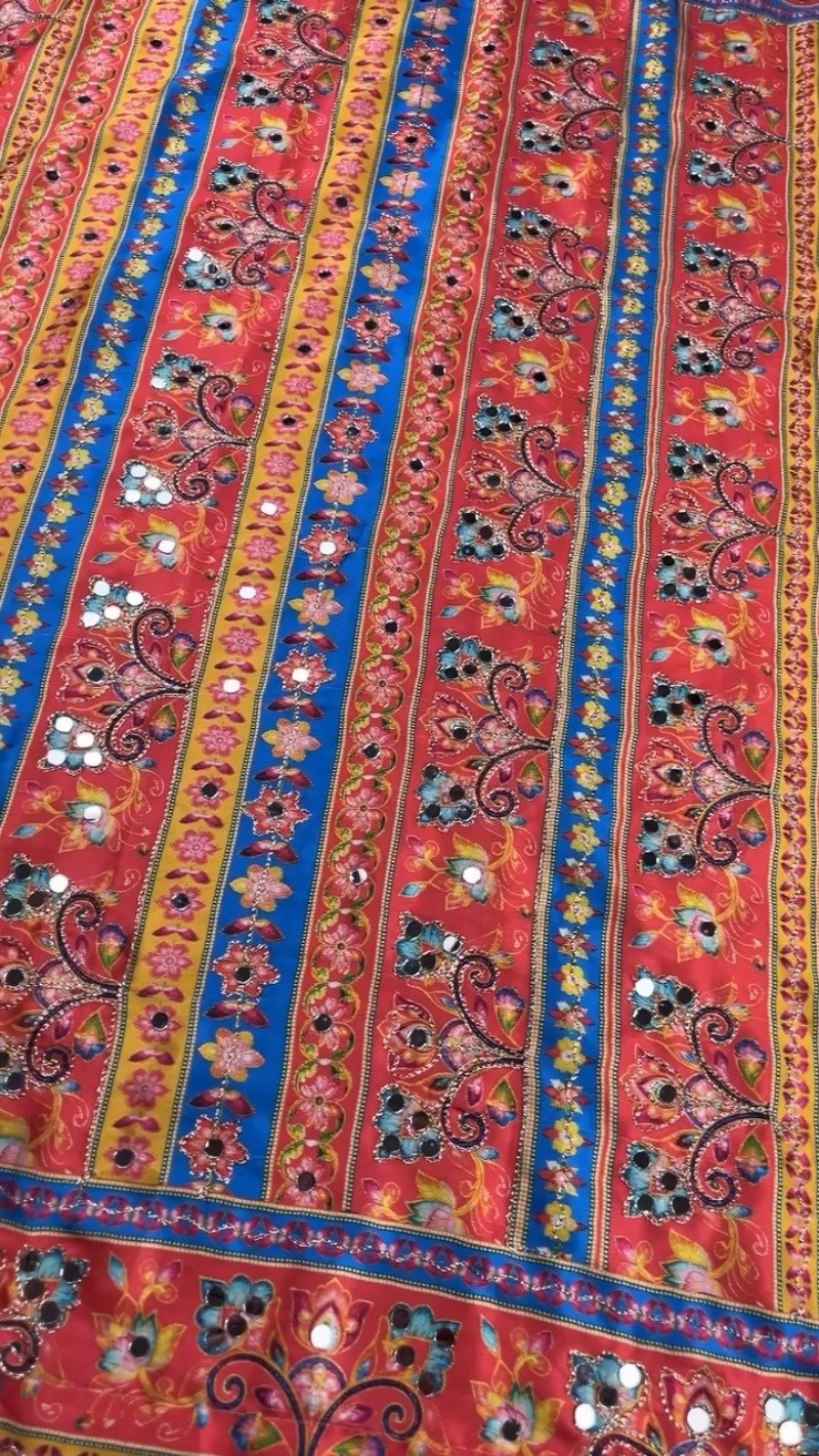 Vibrant Mirror-Embellished Floral Printed Ethnic Ensemble β Available in Radiant Crimson & Soft Blush Pastel - Image 3