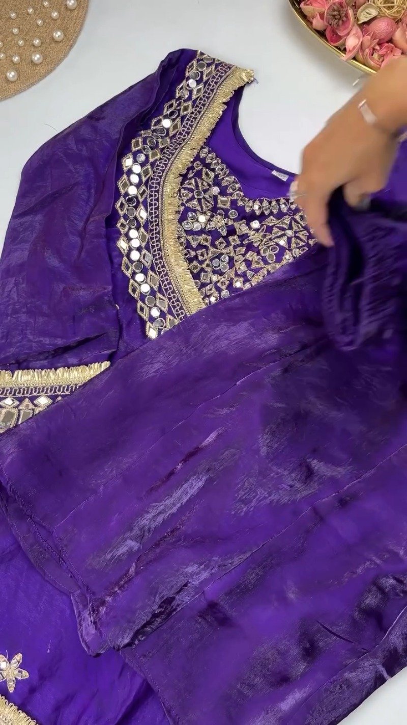 Opulent Mirror-Embellished Velvet Kurta Set β Available in Royal Purple & Classic Rose Pink - Image 4