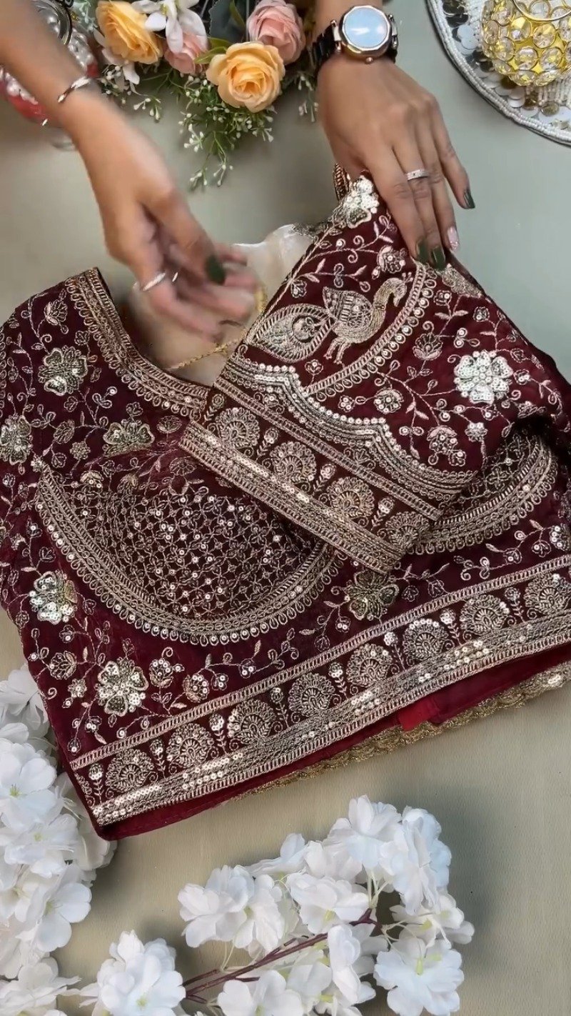 Royal Maroon Velvet & Ivory Organza Festive Saree Set - Image 2