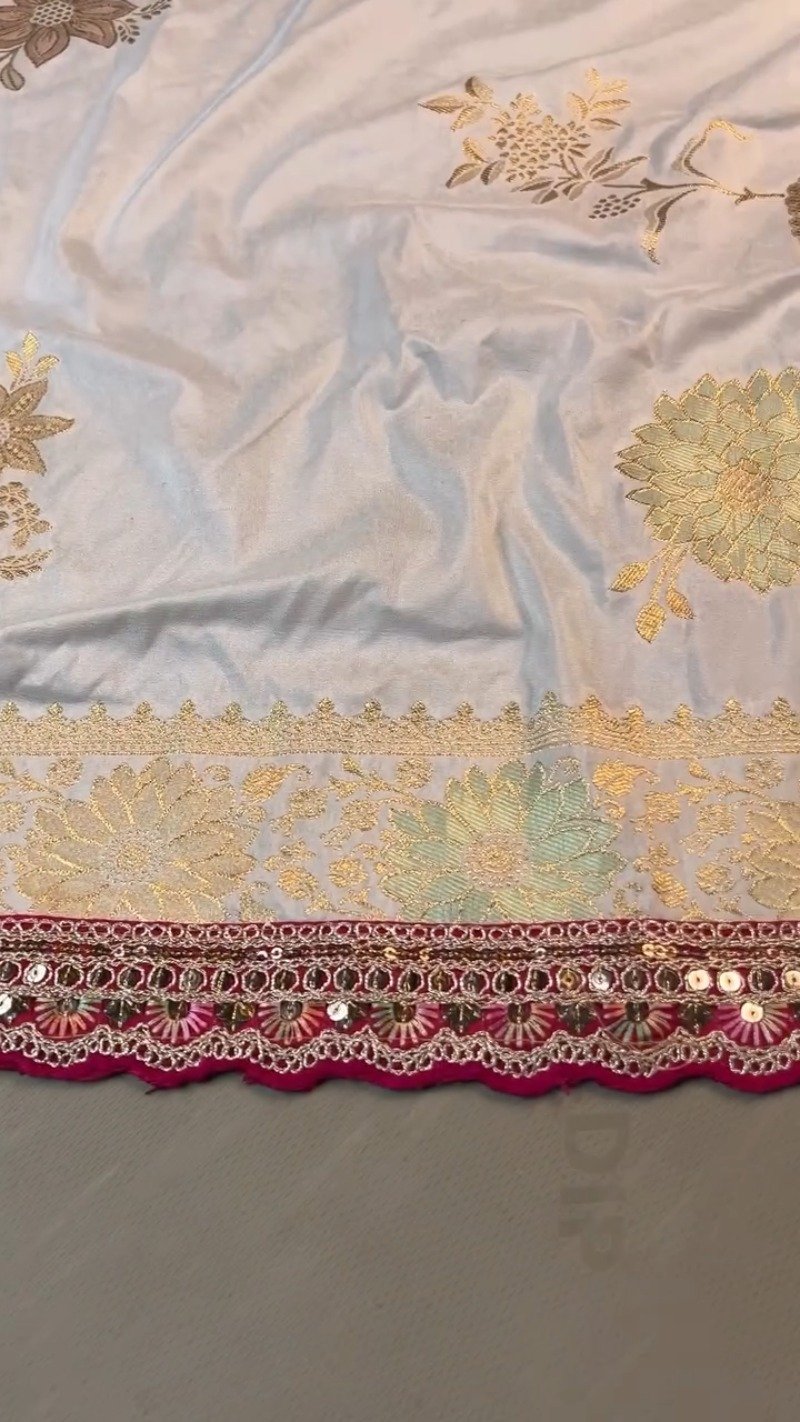 Regal White and Fuchsia Silk Brocade Saree with Hand-Embroidered Blouse - Image 6