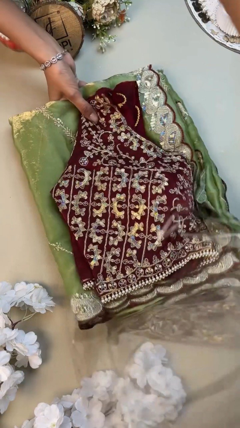 Sage Green and Maroon Contrast Embroidered Saree Set β Available in Sage Green & Maroon - Image 2