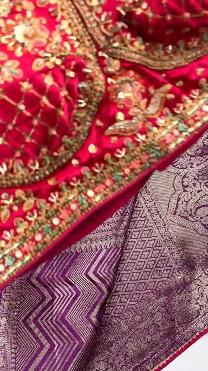 Royal Velvet & Silk Zari Woven Saree Ensemble β Available in Crimson & Deep Violet - Image 5