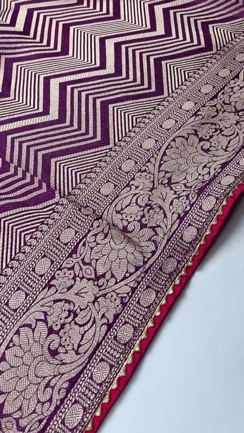 Royal Velvet & Silk Zari Woven Saree Ensemble β Available in Crimson & Deep Violet - Image 6