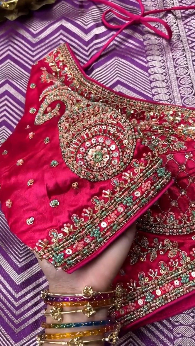 Royal Velvet & Silk Zari Woven Saree Ensemble β Available in Crimson & Deep Violet - Image 8