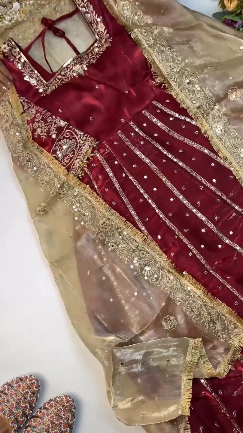 Regal Embroidered Silk Kurta & Dupatta Ensemble β Available in Burgundy & Midnight Black - Image 5