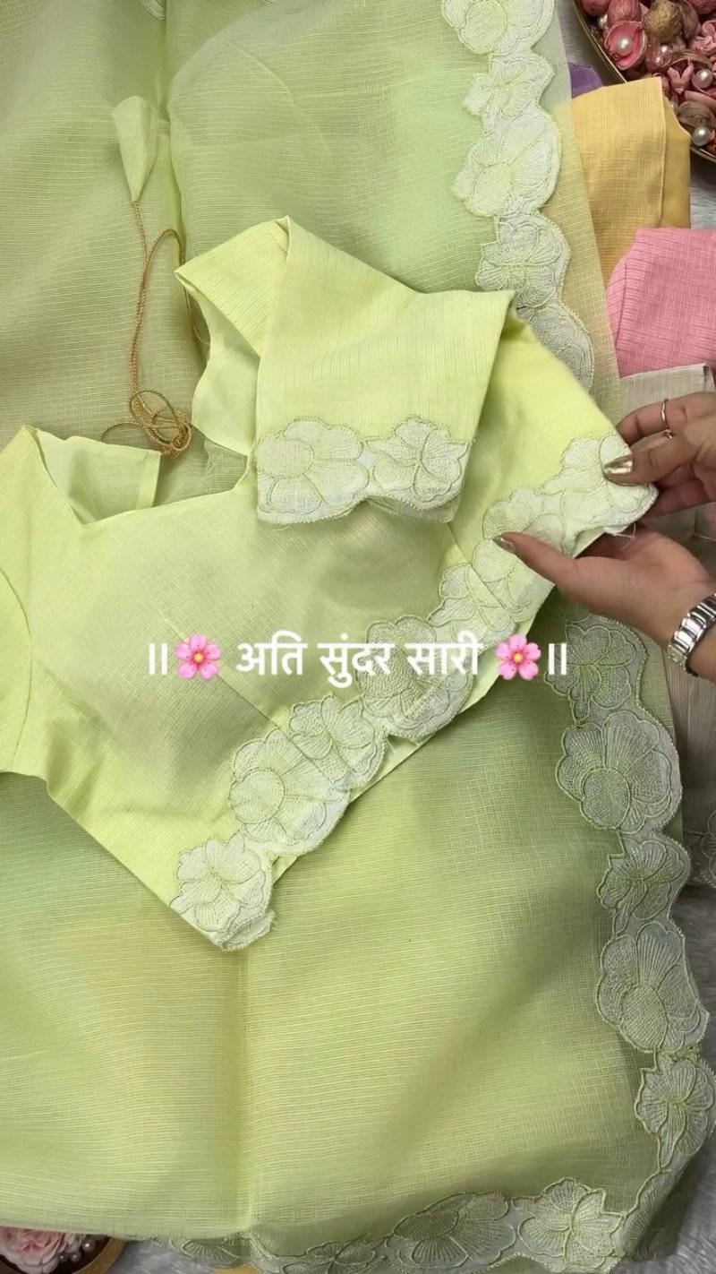 Pastel Floral Scalloped Border Saree with Matching Embroidered Blouse β Available in Lavender, Peach, Teal, Lemon & Beige - Image 3