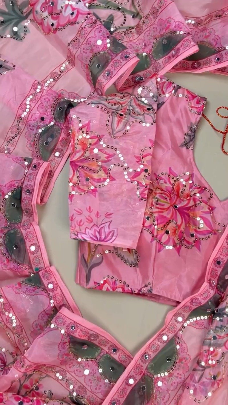 Enchanting Rose Pink Floral Sequin Mirror-Work Saree Set with Unstitched Blouse Piece - Image 5
