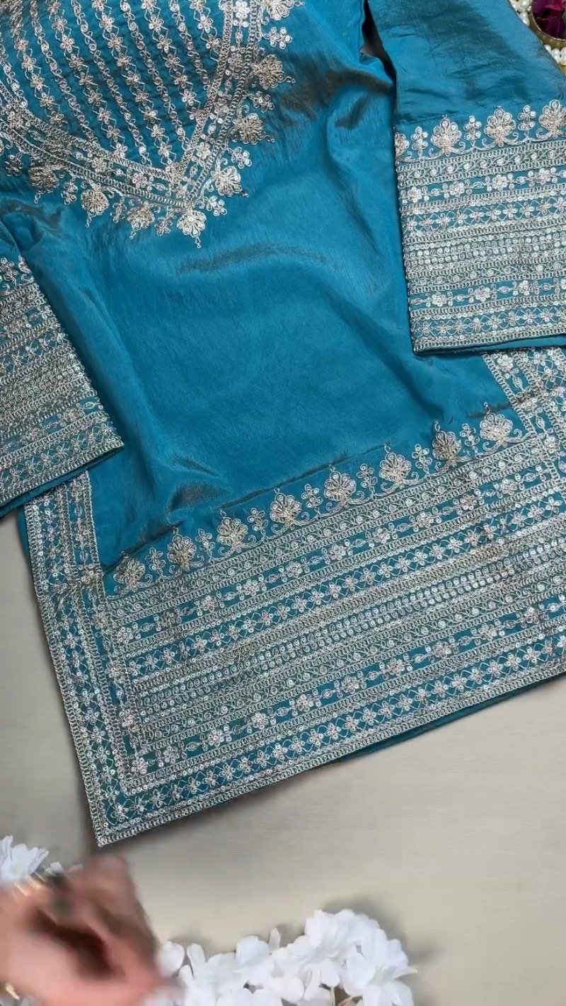Enchanting Teal Silk Kurta Set with Intricate Silver Threadwork β Available in Classic Teal - Image 5