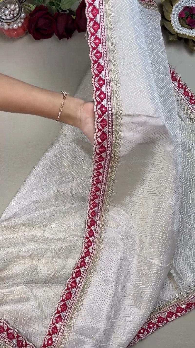 Ivory Chevron Pattern Saree with Embellished Deep Magenta Blouse β Elegant Festive Drape - Image 5