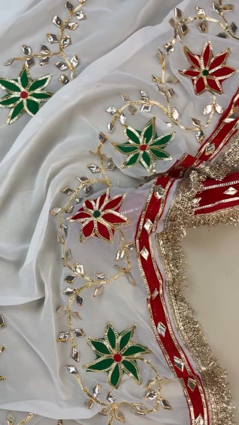 Opulent White Gota Patti Embellished Organza Saree โ Available in Emerald Green & Ruby Red Floral Accents - Image 4